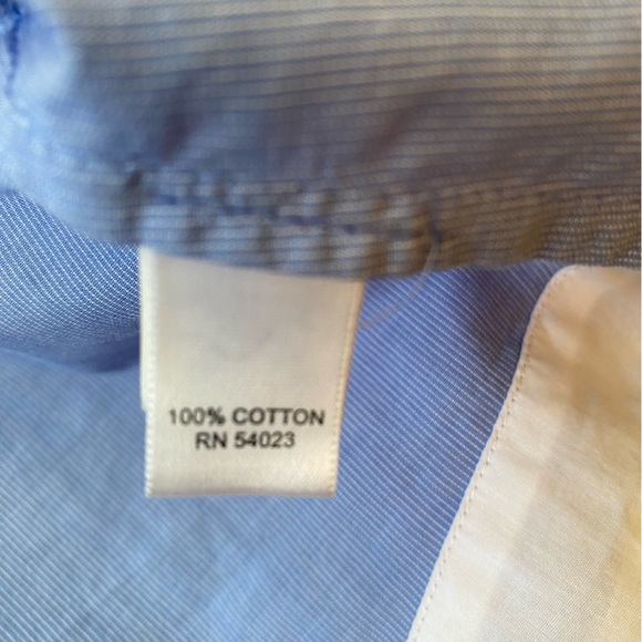 Banana Republic 100% cotton ruffle button down blouse. X-small. Ruched details - Picture 7 of 8